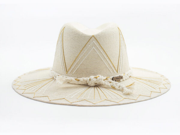 Isabella White and Gold 0000 HAT BY CORAZONPLAYERO ISABELLAWHITEANDGOLD BACK